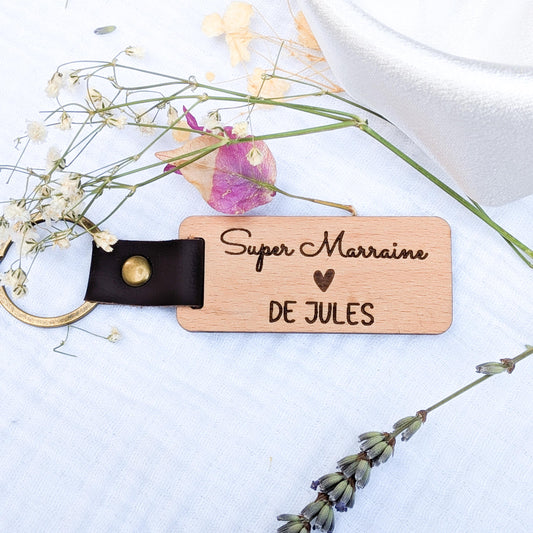 Porte-clés bois gravé personnalisé – Cadeau Baptême, Marraine, Parrain