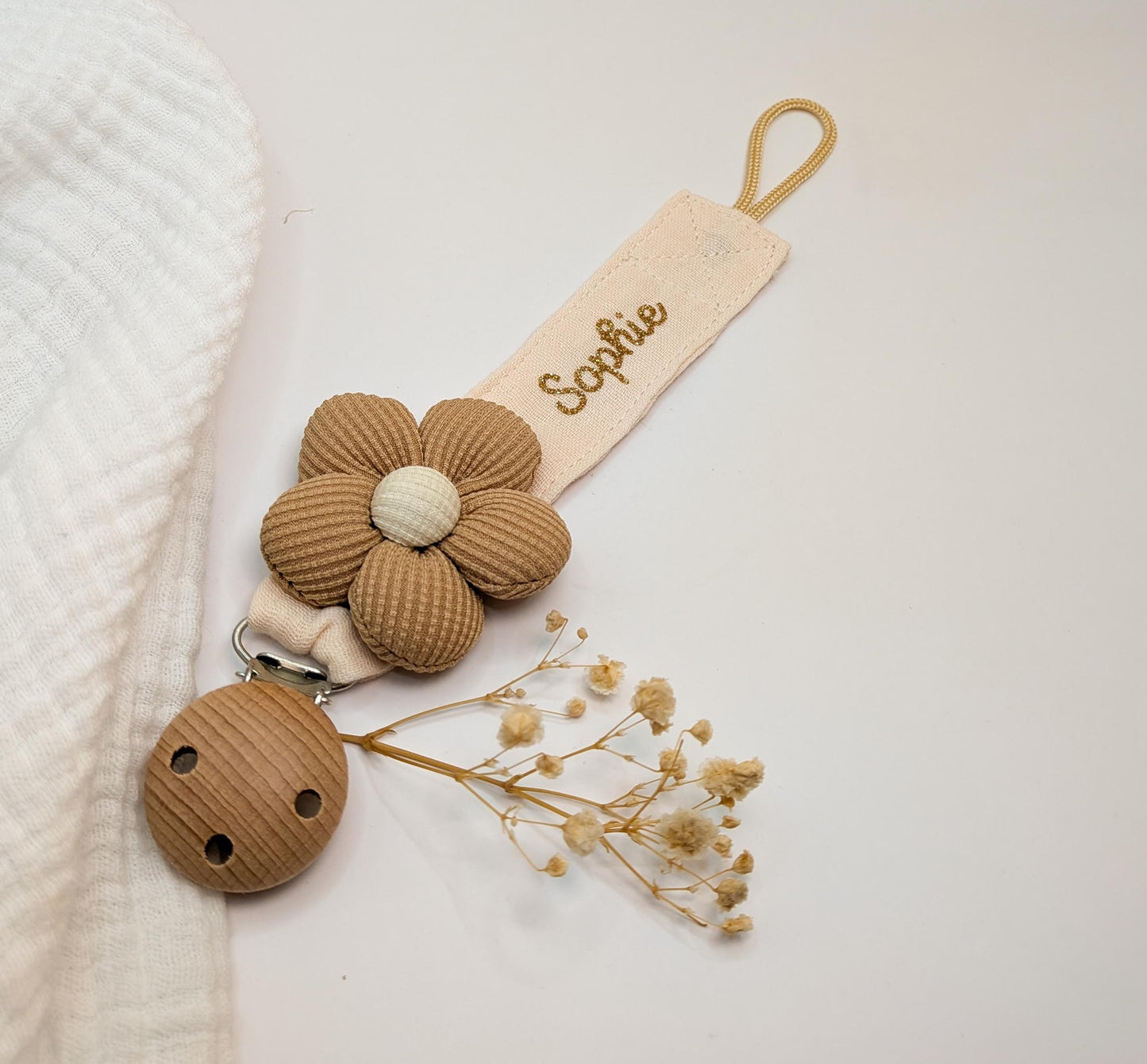 Attache Tétine Personnalisée – Fleur en Gaze de Coton avec Prénom