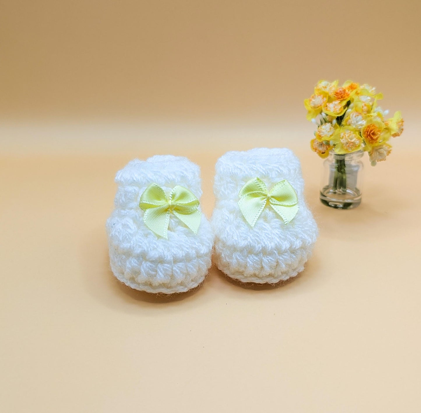 Boîte annonce de grossesse personnalisée – Chaussons miniatures et photo échographie
