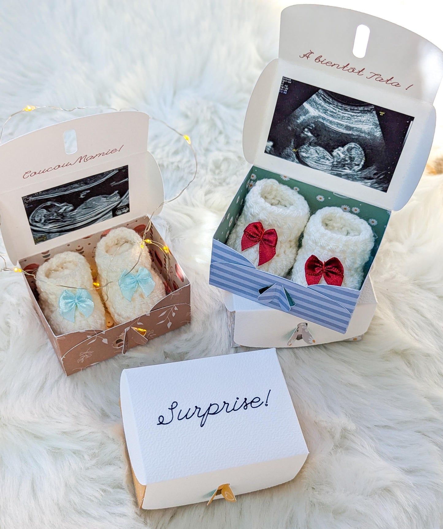 Boîte annonce de grossesse personnalisée – Chaussons miniatures et photo échographie