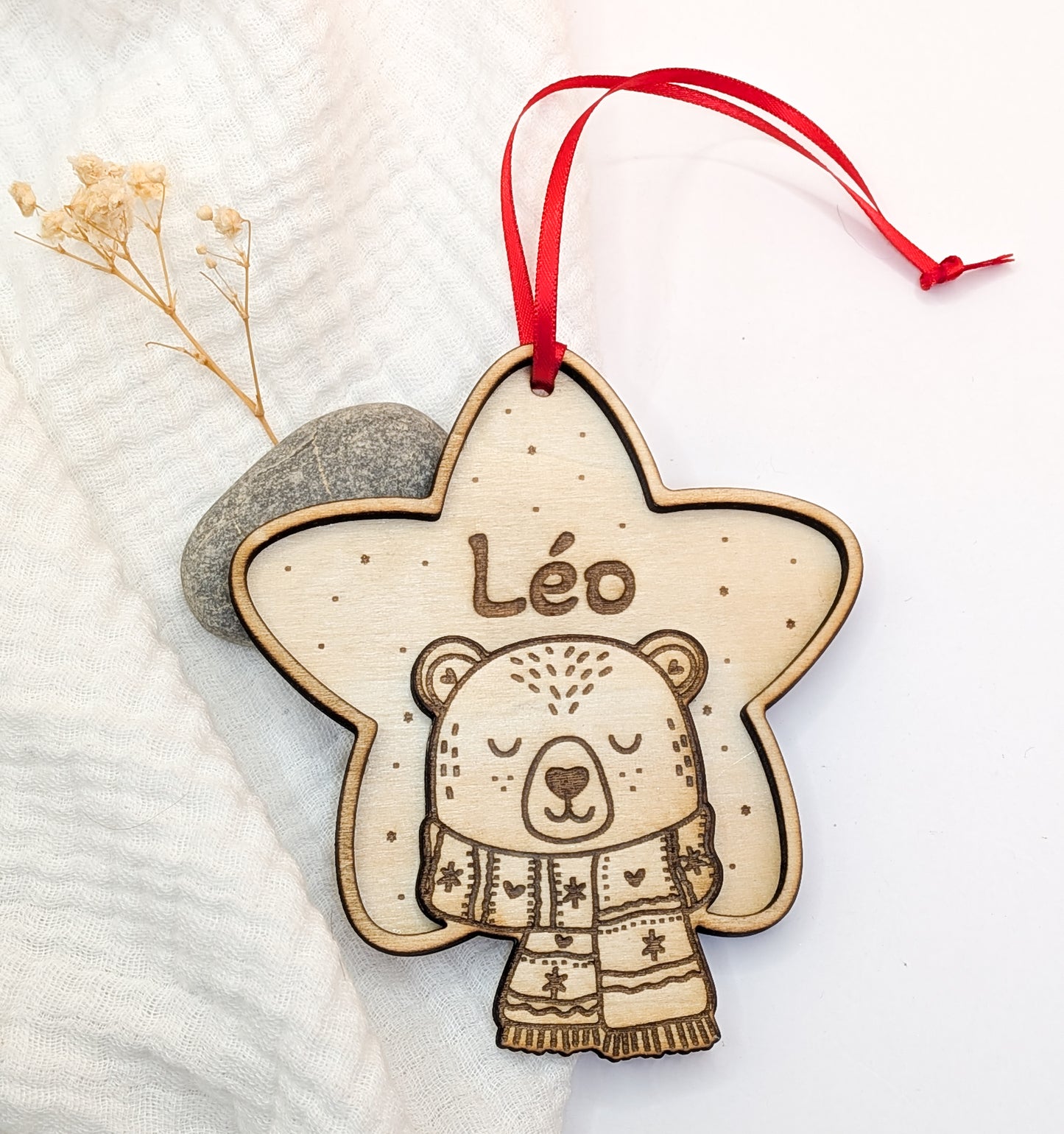 Étoile de Noël Personnalisée en Bois – Décoration de Sapin Gravée pour Enfant