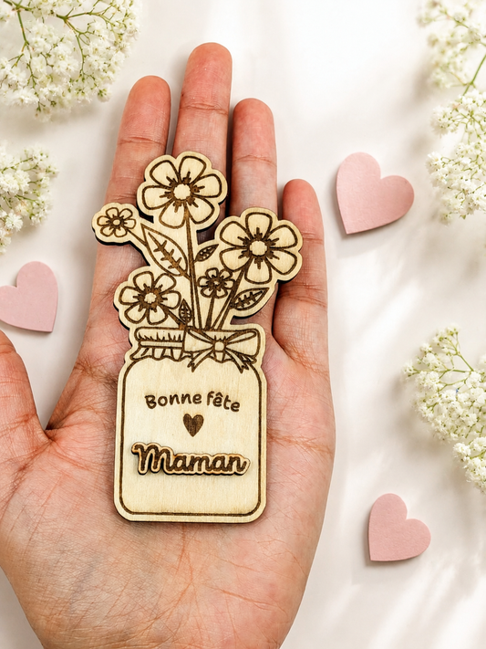 Magnet personnalisé en bois avec prénom – Cadeau nounou, maîtresse, maman, mamie ou marraine