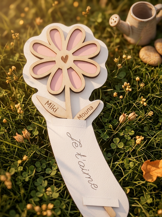 Fleur en bois personnalisée avec prénoms • Cadeau Fête des Mères Mamie Nounou ATSEM Maîtresse... • Décoration personnalisée