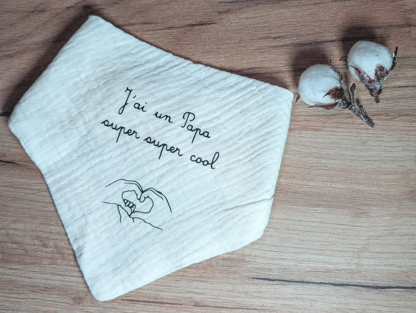 Bavoir à personnaliser pour bébé/ cadeau maman, papa,parrain et marraine.