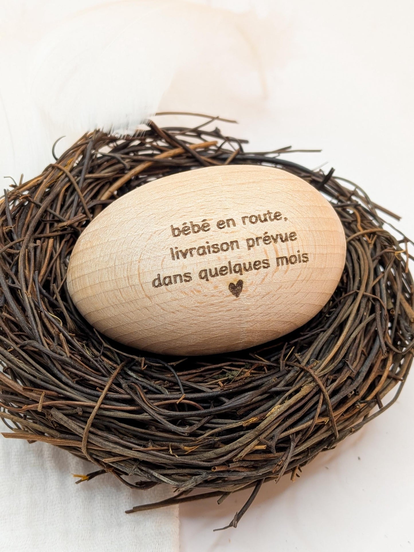 Œuf en Bois Personnalisé – Annonce de Grossesse Originale | Cadeau Futurs Grands-Parents, Bébé en Route, Gravure sur Mesure