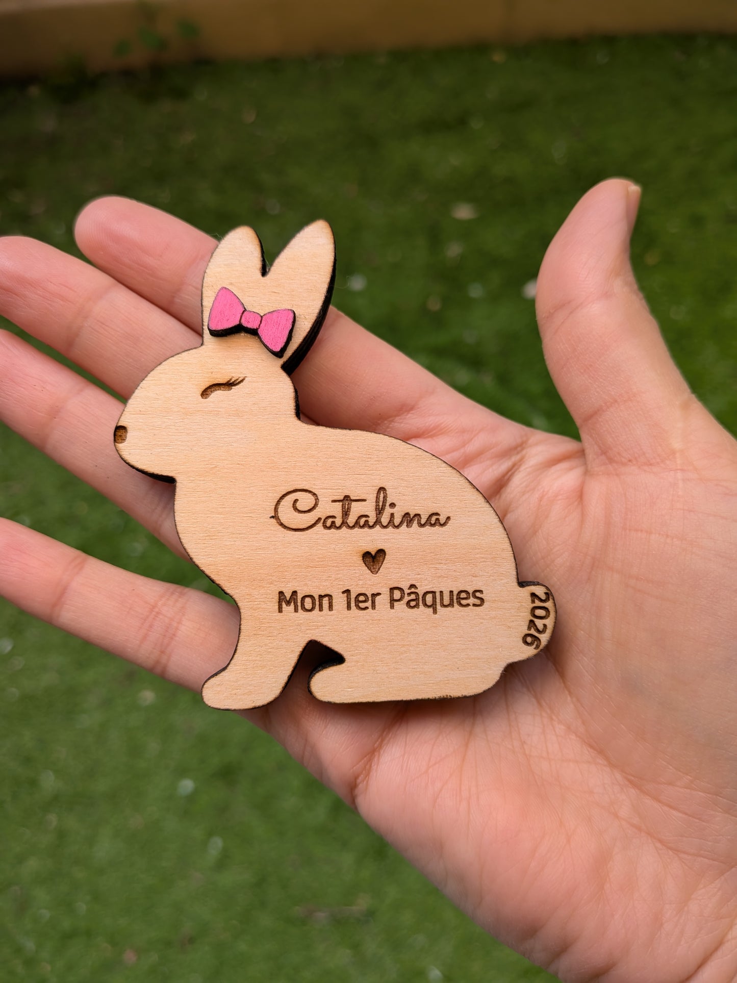 Lapin de Pâques en Bois Gravé avec Prénom – Décoration & Cadeau Personnalisé pour Enfant – Mon 1er Pâques
